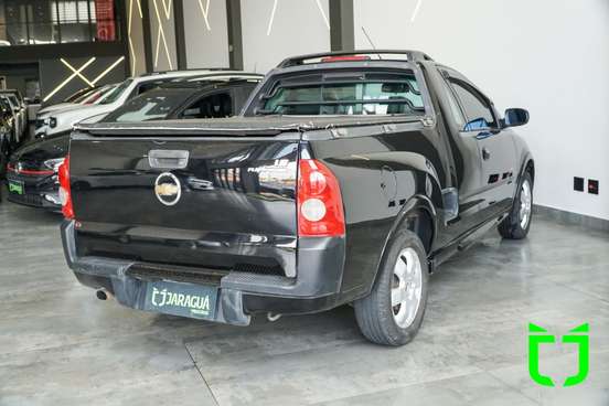 CHEVROLET-MONTANA-2005