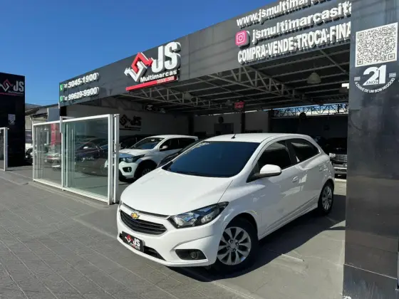 CHEVROLET ONIX 1.4 MPFI LT 8V FLEX 4P AUTOMÁTICO