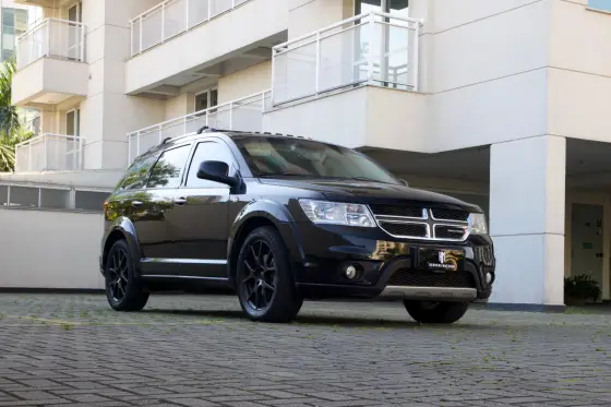 DODGE JOURNEY 3.6 RT V6 GASOLINA 4P AUTOMÁTICO DODGE JOURNEY 3.6 RT V6 GASOLINA 4P AUTOMÁTICO