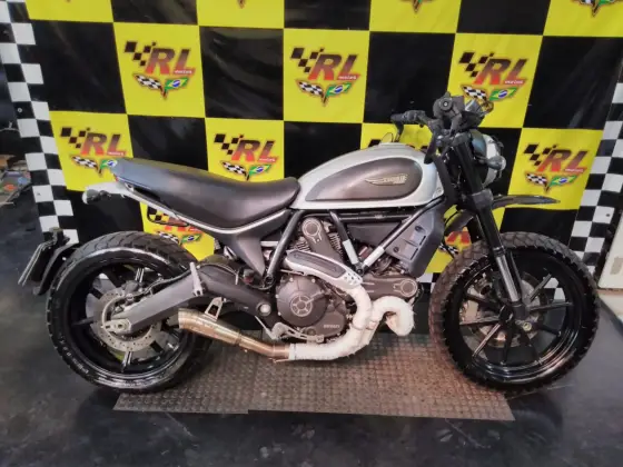 DUCATI SCRAMBLER ICON 