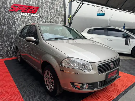 FIAT SIENA 1.4 MPI ATTRACTIVE 8V FLEX 4P MANUAL FIAT SIENA 1.4 MPI ATTRACTIVE 8V FLEX 4P MANUAL