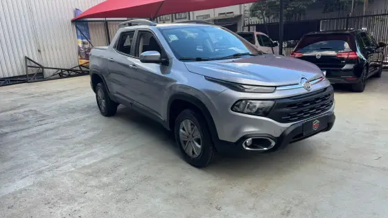 FIAT TORO 1.8 16V EVO FLEX FREEDOM AT6 FIAT TORO 1.8 16V EVO FLEX FREEDOM AT6