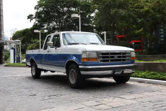 FORD F-150 5.0 XLT 4X4 V8 16V GASOLINA 2P AUTOMÁTICO