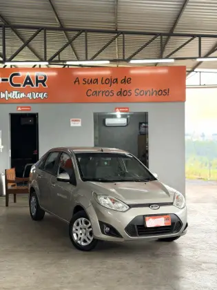 FORD FIESTA 1.6 ROCAM SEDAN 8V FLEX 4P MANUAL FORD FIESTA 1.6 ROCAM SEDAN 8V FLEX 4P MANUAL