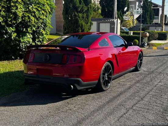 FORD-MUSTANG-2010