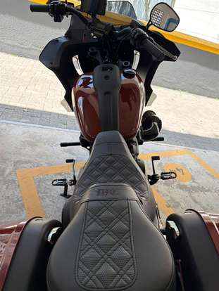 HARLEY-DAVIDSON-LOW RIDER ST-2024