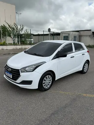 HYUNDAI HB20 1.0 COMFORT 12V FLEX 4P MANUAL HYUNDAI HB20 1.0 COMFORT 12V FLEX 4P MANUAL