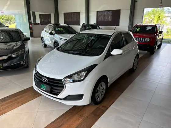 HYUNDAI HB20 1.0 COMFORT PLUS 12V FLEX 4P MANUAL