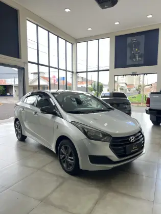 HYUNDAI HB20S 1.0 COPA DO MUNDO FIFA 12V FLEX 4P MANUAL