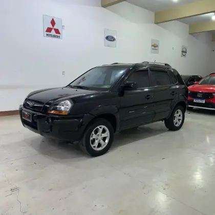HYUNDAI TUCSON 2.0 MPFI GLS 16V 143CV 2WD FLEX 4P AUTOMÁTICO HYUNDAI TUCSON 2.0 MPFI GLS 16V 143CV 2WD FLEX 4P AUTOMÁTICO