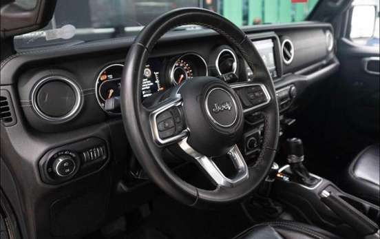 JEEP-WRANGLER-2.0 TURBO GASOLINA SAHARA 4P 4X4 AT8 JEEP-WRANGLER-2019