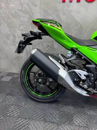 KAWASAKI-NINJA 400-2020