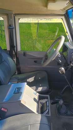LAND ROVER-DEFENDER-1996