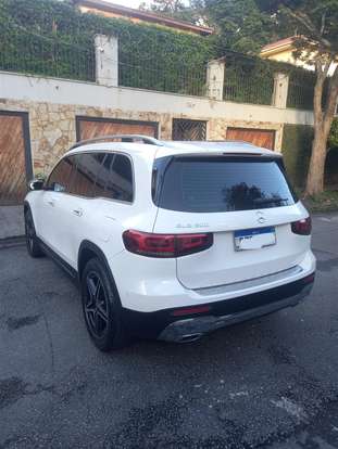 MERCEDES-BENZ-GLB 200-2020