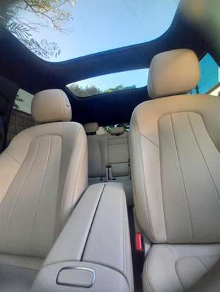 MERCEDES-BENZ-GLB 200-2020