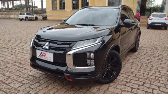 MITSUBISHI OUTLANDER SPORT 2.0 MIVEC FLEX HPE BLACK EDITION AUTOMÁTICO