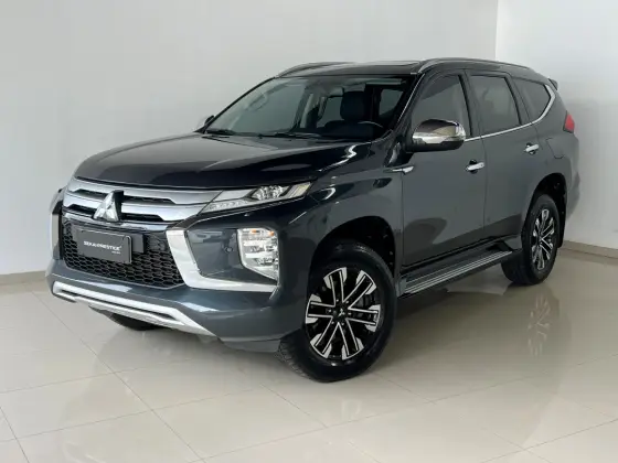 MITSUBISHI PAJERO SPORT 2.4 16V MIVEC TURBO DIESEL HPE-S AWD AUTOMÁTICO