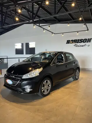 PEUGEOT 208 1.6 GRIFFE 16V FLEX 4P AUTOMÁTICO