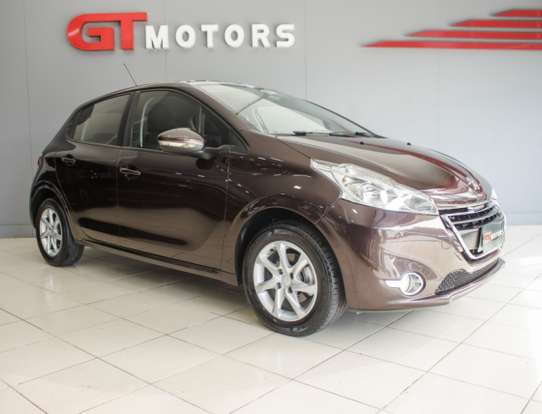 PEUGEOT-208-1.6 ALLURE 16V FLEX 4P AUTOMÁTICO PEUGEOT-208-2015