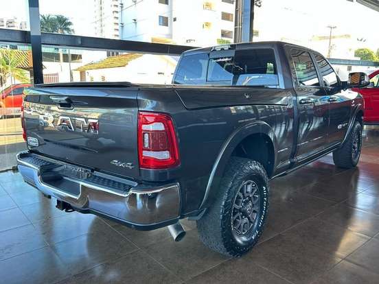 RAM-3500-6.7 I6 TURBO DIESEL LIMITED LONGHORN CD 4X4 AUTOMÁTICO RAM-3500-2022