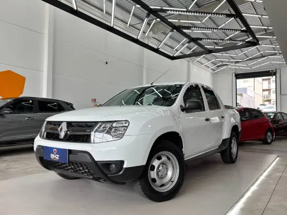 RENAULT DUSTER OROCH 1.6 16V SCE FLEX DYNAMIQUE MANUAL RENAULT DUSTER OROCH 1.6 16V SCE FLEX DYNAMIQUE MANUAL