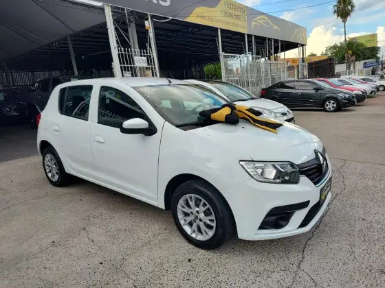RENAULT SANDERO 1.0 12V SCE FLEX ZEN MANUAL RENAULT SANDERO 1.0 12V SCE FLEX ZEN MANUAL