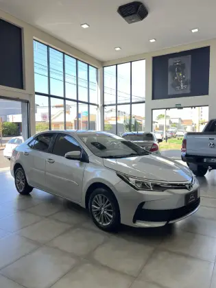 TOYOTA COROLLA 1.8 GLI 16V FLEX 4P AUTOMÁTICO