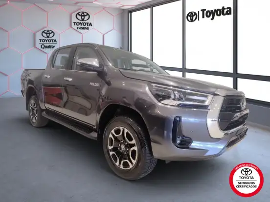 TOYOTA-HILUX-2.8 D-4D TURBO DIESEL CD SRX 4X4 AUTOMÁTICO TOYOTA-HILUX-2025