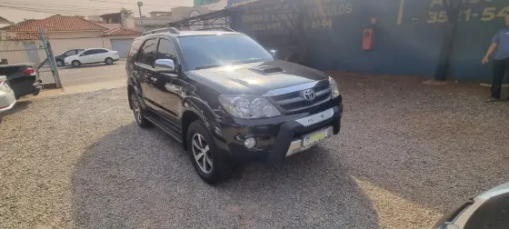 TOYOTA HILUX SW4 3.0 SRV 4X4 16V TURBO INTERCOOLER DIESEL 4P AUTOMÁTICO
