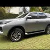 TOYOTA HILUX SW4 2.8 D-4D TURBO DIESEL SRX 7L 4X4 AUTOMÁTICO TOYOTA HILUX SW4 2.8 D-4D TURBO DIESEL SRX 7L 4X4 AUTOMÁTICO