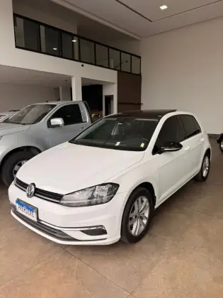 VOLKSWAGEN GOLF 1.0 200 TSI TOTAL FLEX COMFORTLINE TIPTRONIC VOLKSWAGEN GOLF 1.0 200 TSI TOTAL FLEX COMFORTLINE TIPTRONIC