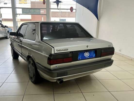 VOLKSWAGEN-VOYAGE-1991