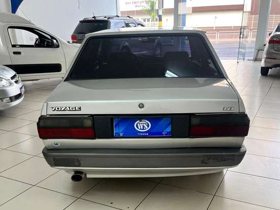 VOLKSWAGEN-VOYAGE-1.8 CL 8V GASOLINA 2P MANUAL VOLKSWAGEN-VOYAGE-1991