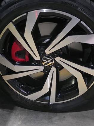 VOLKSWAGEN JETTA 2.0 350 TSI GASOLINA GLI DSG