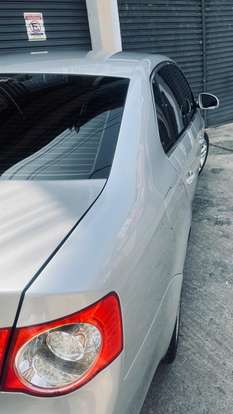 VOLKSWAGEN-JETTA-2009