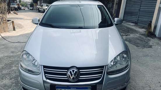 VOLKSWAGEN-JETTA-2009