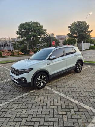 VOLKSWAGEN T-CROSS 1.0 200 TSI TOTAL FLEX COMFORTLINE AUTOMÁTICO