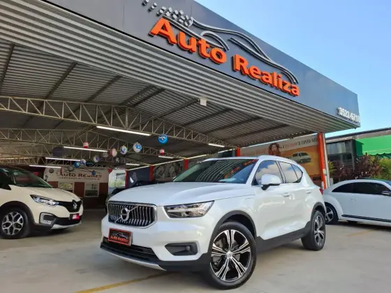 VOLVO XC40 1.5 T5 RECHARGE INSCRIPTION GEARTRONIC
