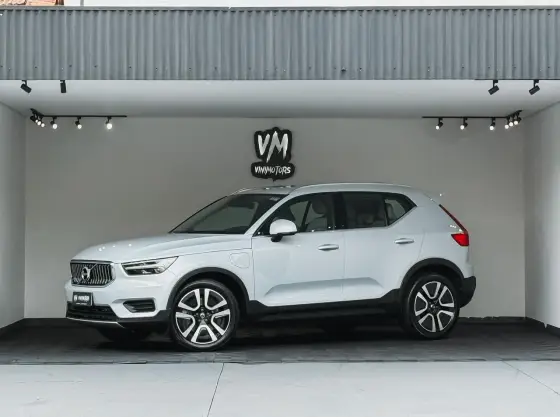 VOLVO XC40 1.5 T5 RECHARGE MOMENTUM GEARTRONIC VOLVO XC40 1.5 T5 RECHARGE MOMENTUM GEARTRONIC