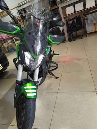 BAJAJ-DOMINAR 400-2023