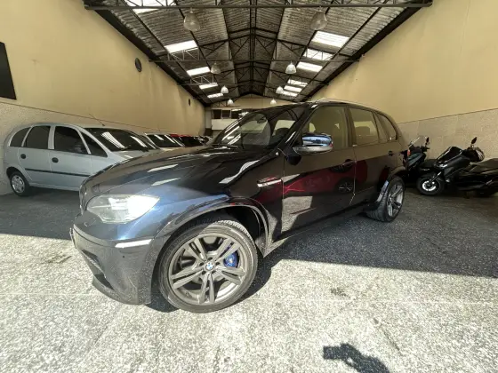 BMW X5 4.4 M V8 32V BI-TURBO GASOLINA 4P AUTOMATICO BMW X5 4.4 M V8 32V BI-TURBO GASOLINA 4P AUTOMATICO