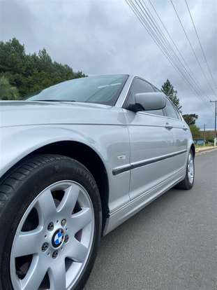 BMW-323i-1999