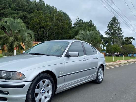 BMW-323i-2.5 COMFORT SEDAN 24V GASOLINA 4P AUTOMÁTICO BMW-323i-1999
