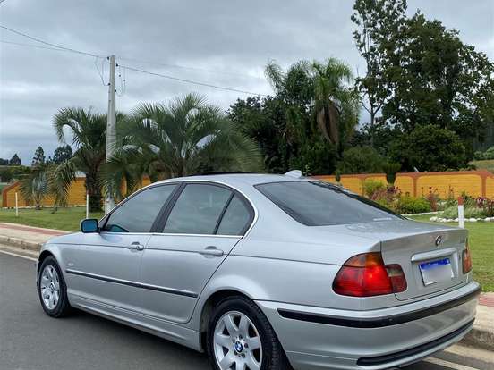 BMW-323i-2.5 COMFORT SEDAN 24V GASOLINA 4P AUTOMÁTICO BMW-323i-1999