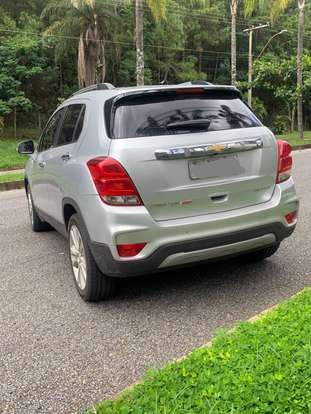 CHEVROLET-TRACKER-2019