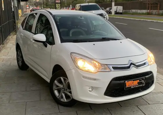 CITROËN C3 1.5 ATTRACTION 8V FLEX 4P MANUAL CITROËN C3 1.5 ATTRACTION 8V FLEX 4P MANUAL