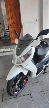 DAFRA CITYCOM 300I CBS 
