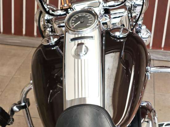 HARLEY-DAVIDSON-ROAD KING CLASSIC HARLEY-DAVIDSON-ROAD KING CLASSIC-2011