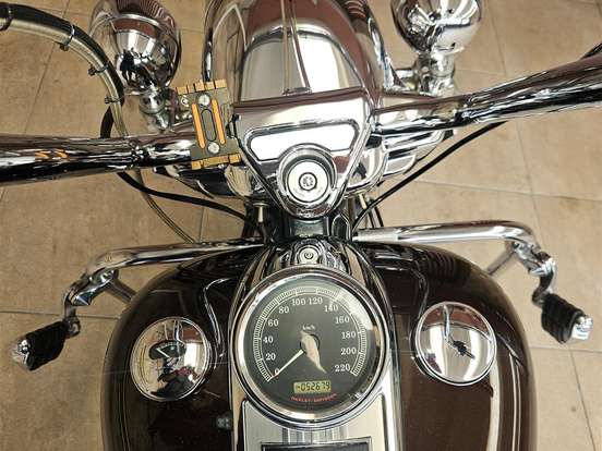 HARLEY-DAVIDSON-ROAD KING CLASSIC HARLEY-DAVIDSON-ROAD KING CLASSIC-2011