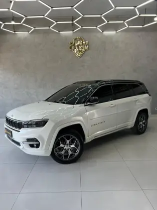 JEEP COMMANDER 2.0 TD380 TURBO DIESEL OVERLAND AT9